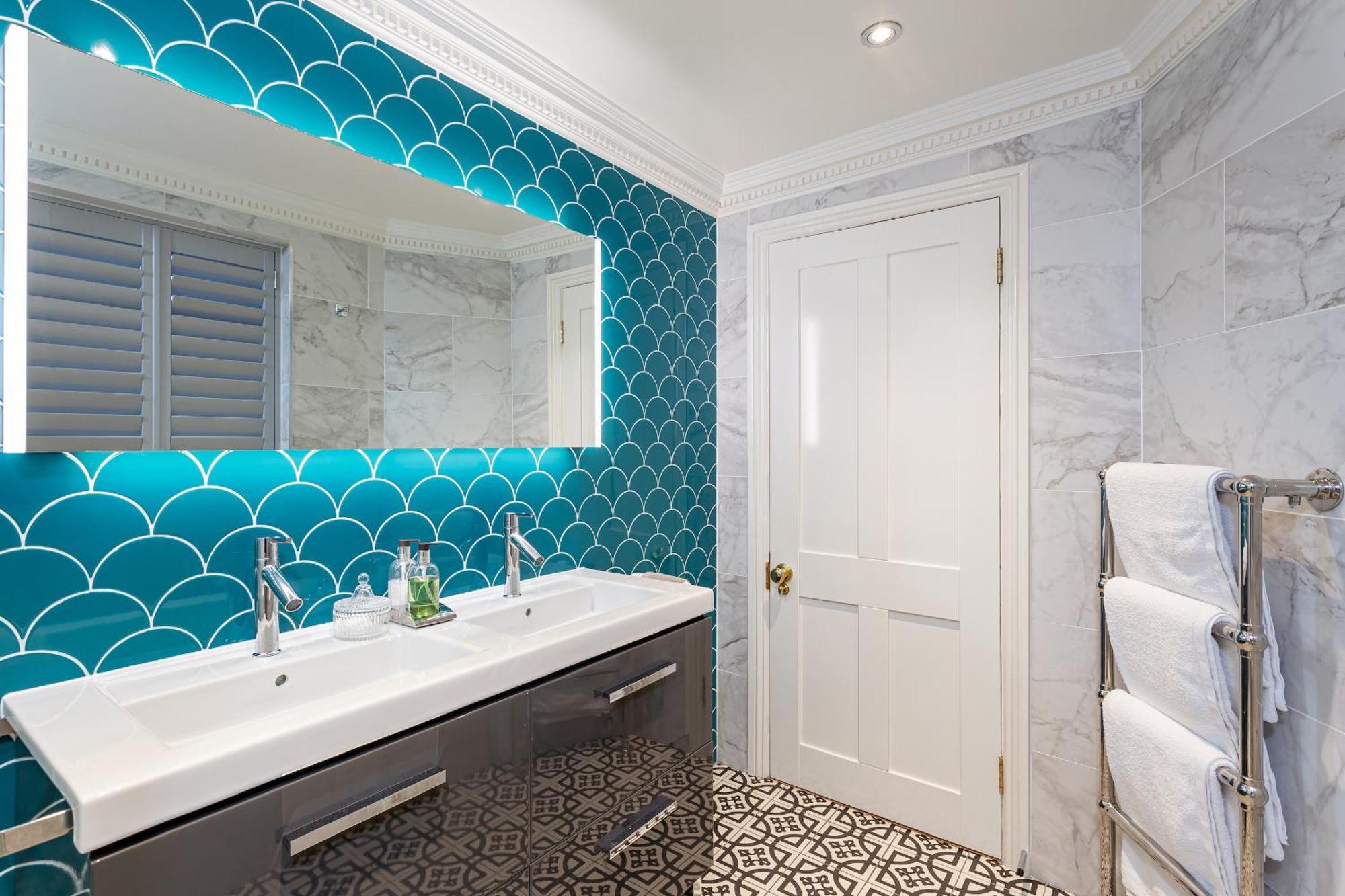 Beaches Brighton - Luxury Seafront Accommodation Экстерьер фото